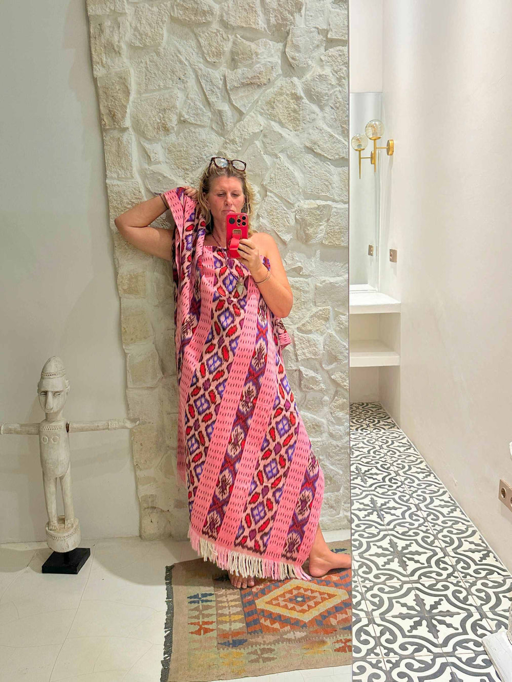 Sumba Ledo Wara Ikat - Sun and Spirit. Sarong Feather & Find 