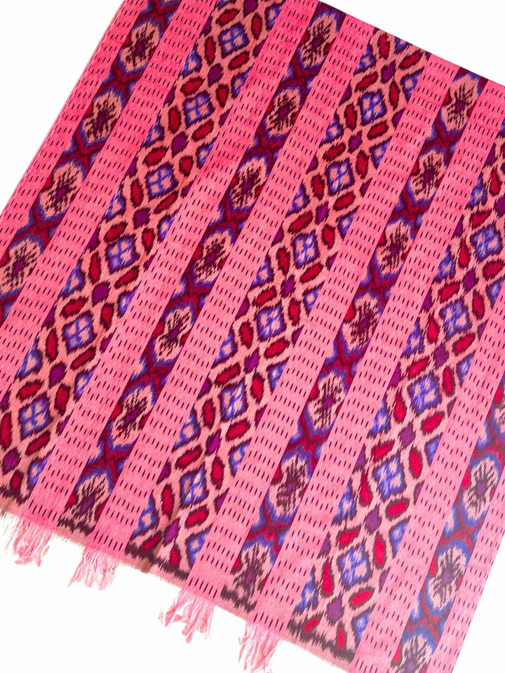 Sumba Ledo Wara Ikat - Sun and Spirit. Sarong Feather & Find 