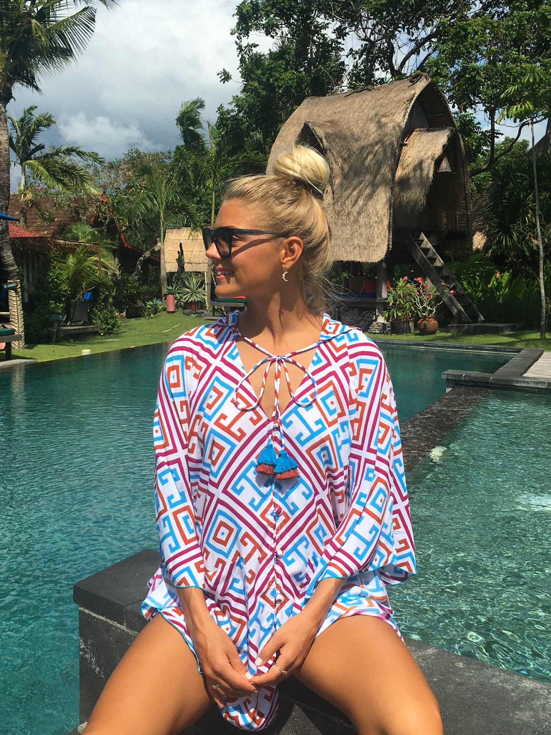 Nova Poncho Poncho Feather & Find 