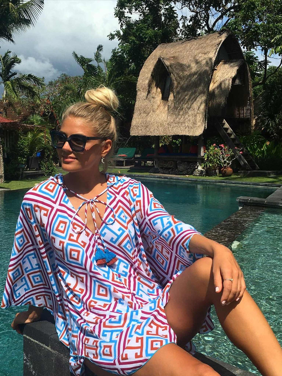 Nova Poncho Poncho Feather & Find 